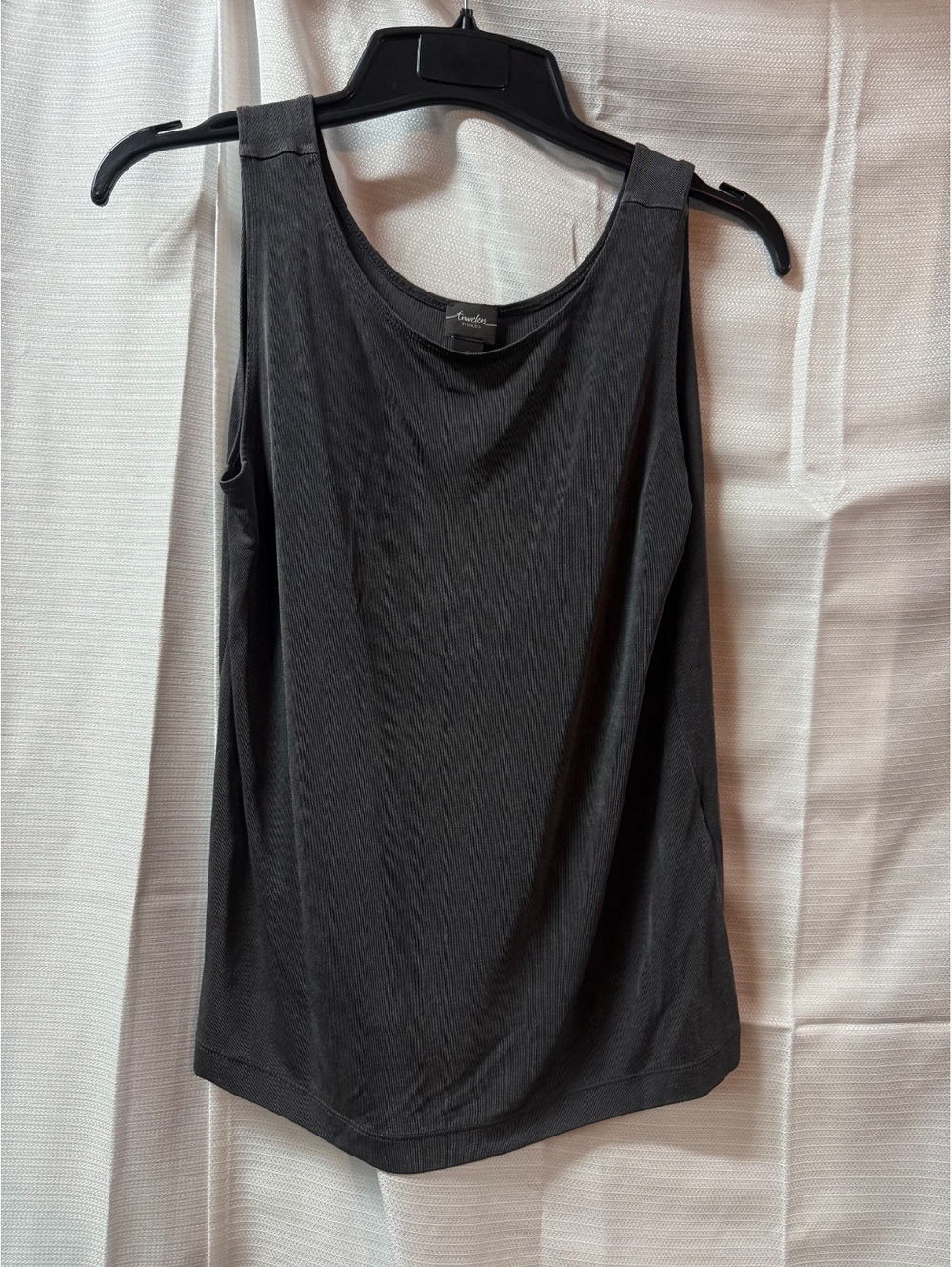 Chico's Travelers Black Sleeveless Tank Top Size 1